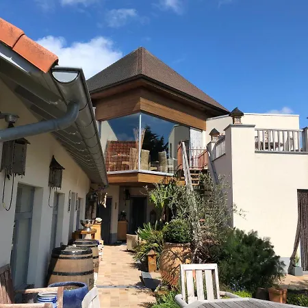 B&B Kudita-3